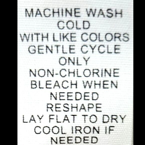 89th+Madison Plus Size Women's Gray LongSleeve Shoulder detail Top Size 1X NWOT - Picture 12 of 13